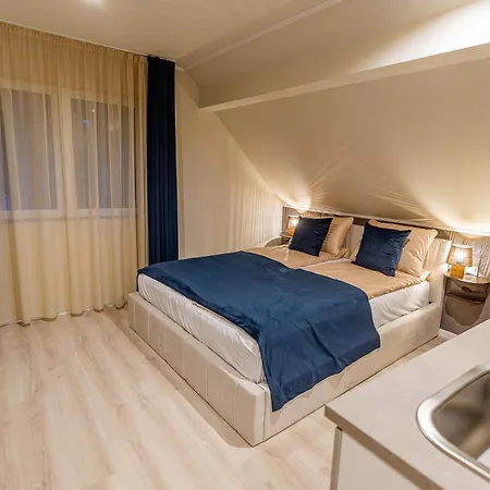 Karl Lux Appartement *